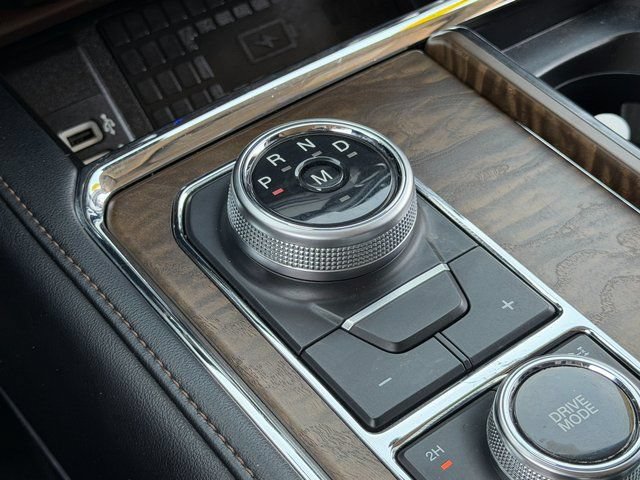 Certified 2019 Ford Expedition Platinum AWD/4WD image 22