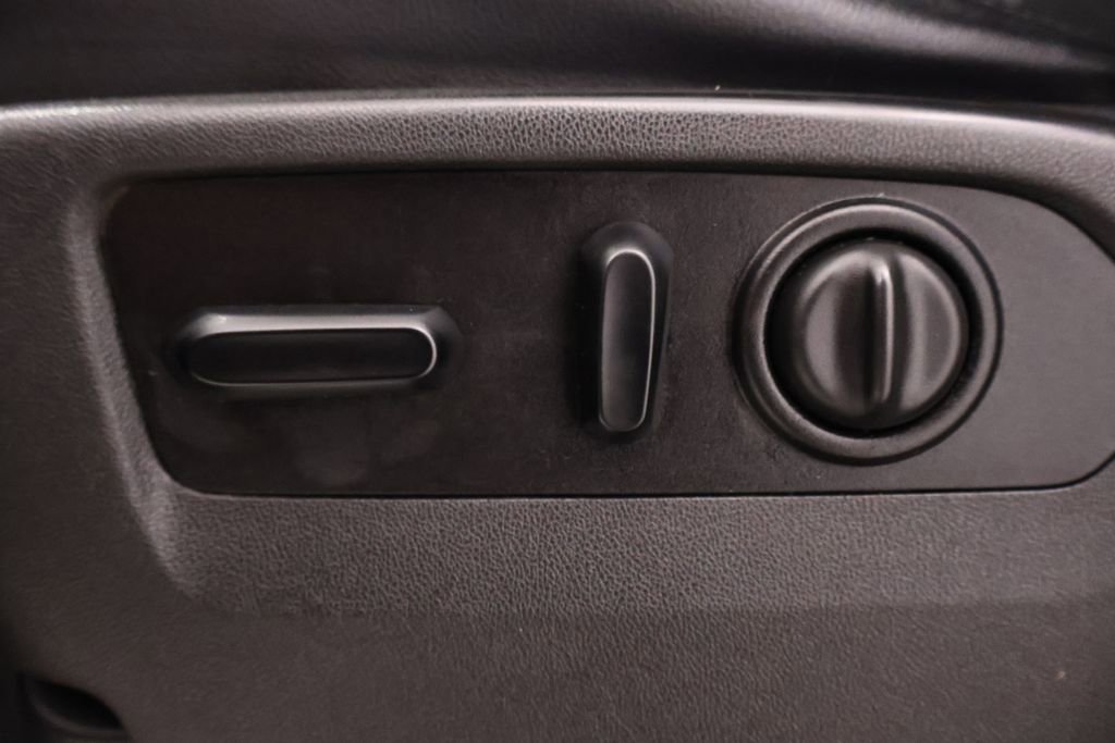 Used 2020 Chevrolet Silverado 1500 LTZ image 18