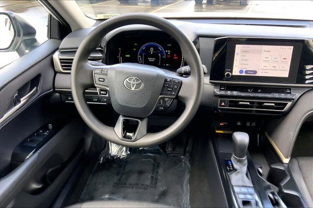 Used 2025 Toyota Camry LE FWD image 6