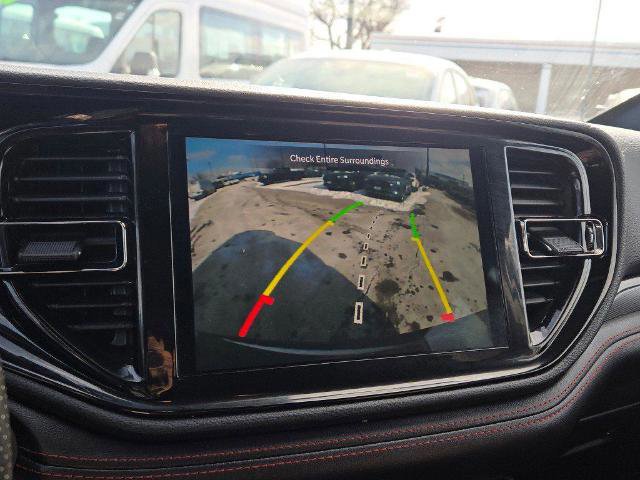 Used 2023 Dodge Durango GT image 28