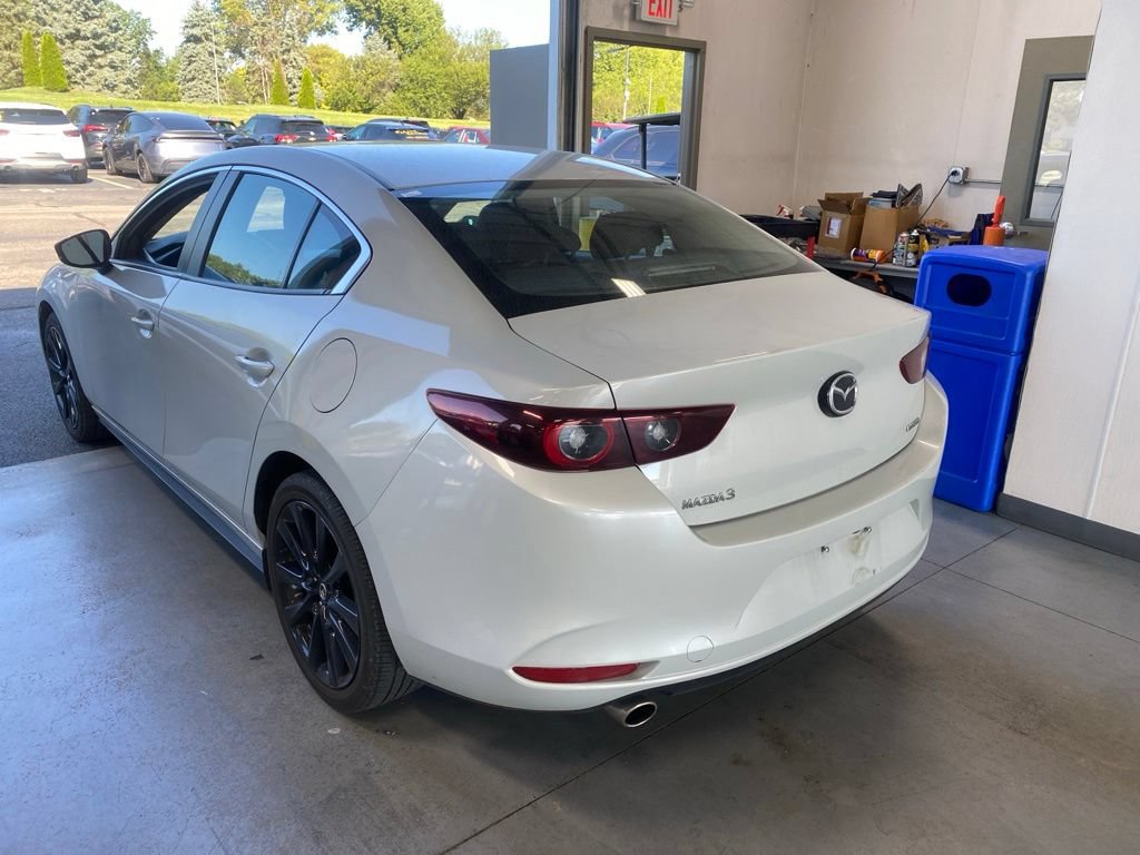 Used 2025 MAZDA MAZDA3 s FWD image 3