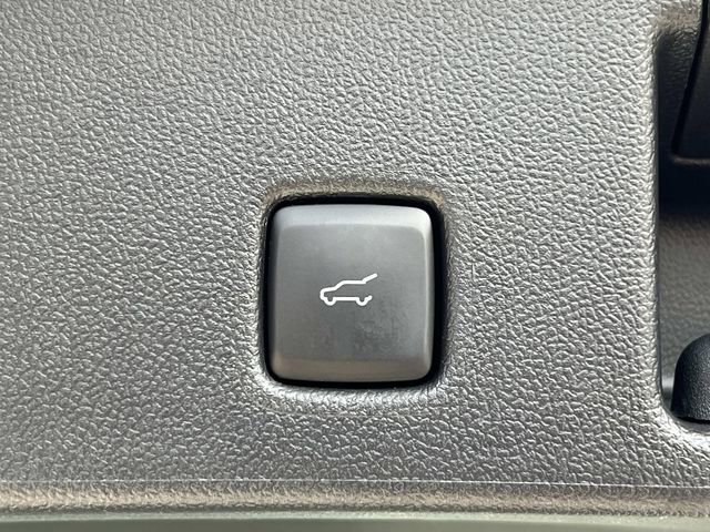 Certified 2024 Ford Escape ST-Line w/ Tech Pack #1 AWD/4WD image 13