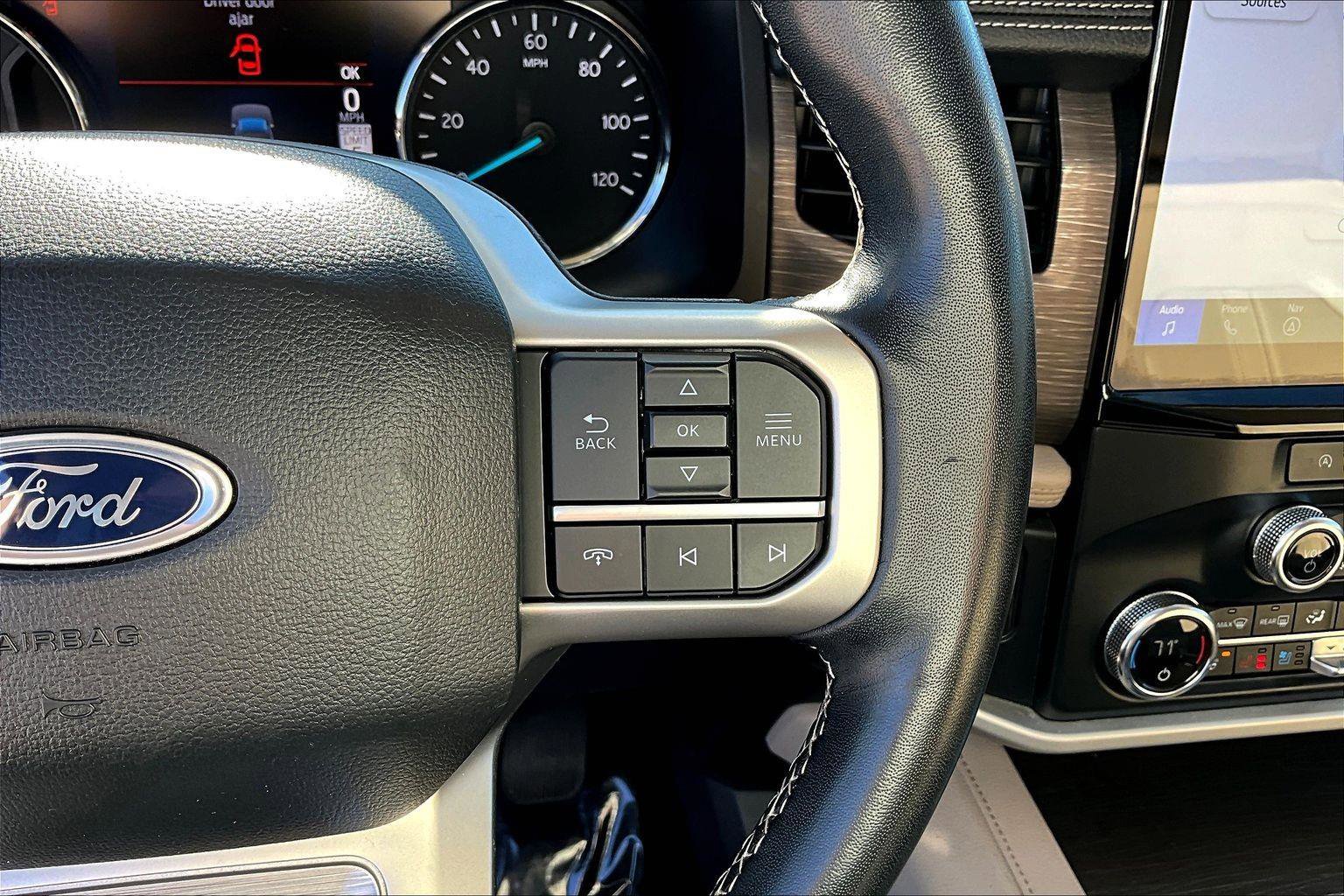 Certified 2024 Ford Expedition Limited image 10