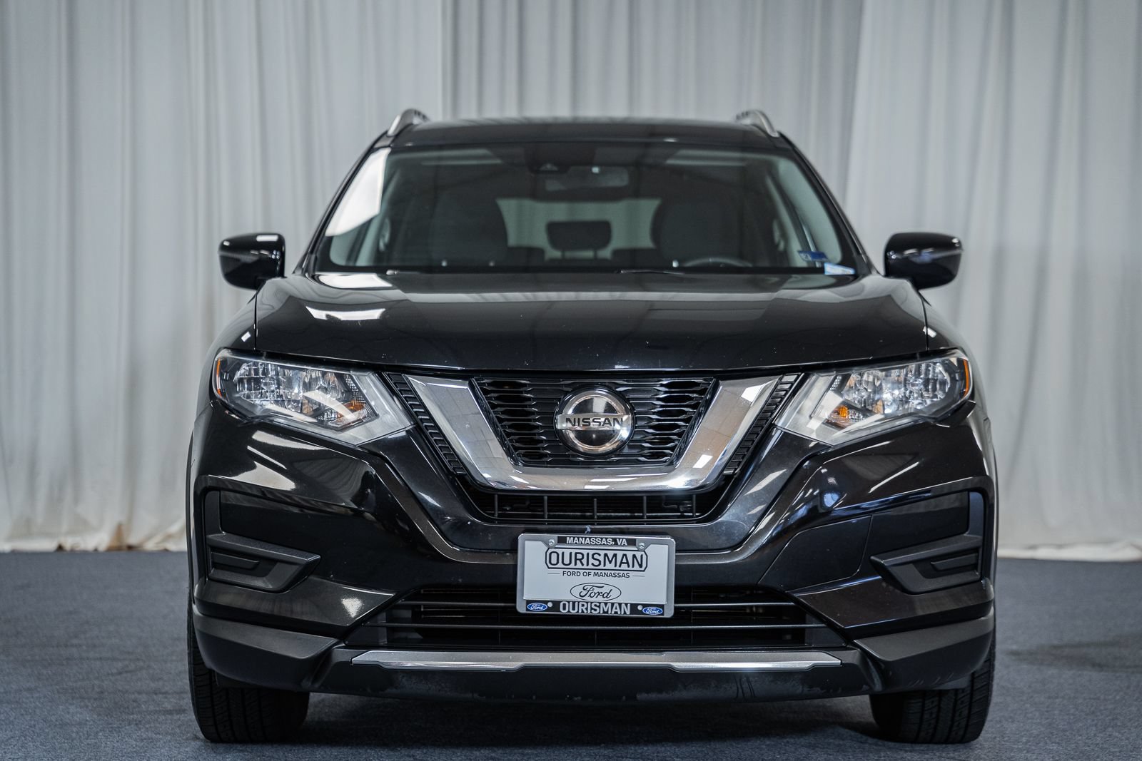 Used 2020 Nissan Rogue SV FWD image 2