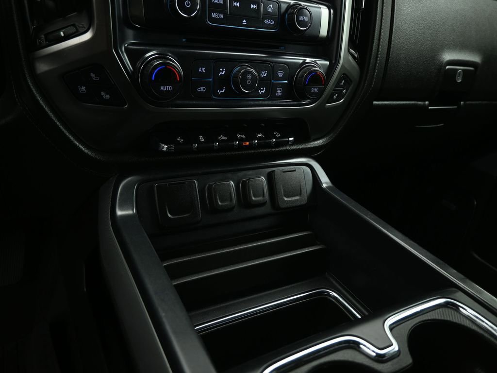 Used 2018 Chevrolet Silverado 1500 LTZ Z71 w/ Centennial Edition image 41