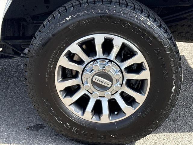 Certified 2022 Ford F250 Lariat w/ Lariat Value Package image 9