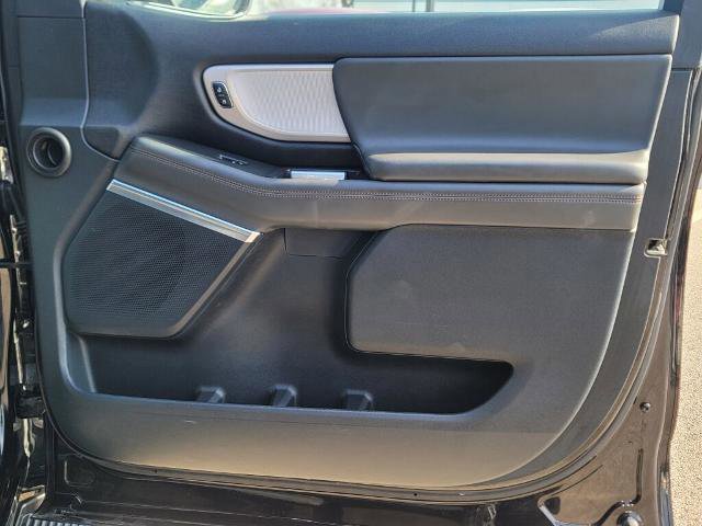 Certified 2025 Ford Expedition Max Active AWD/4WD image 11
