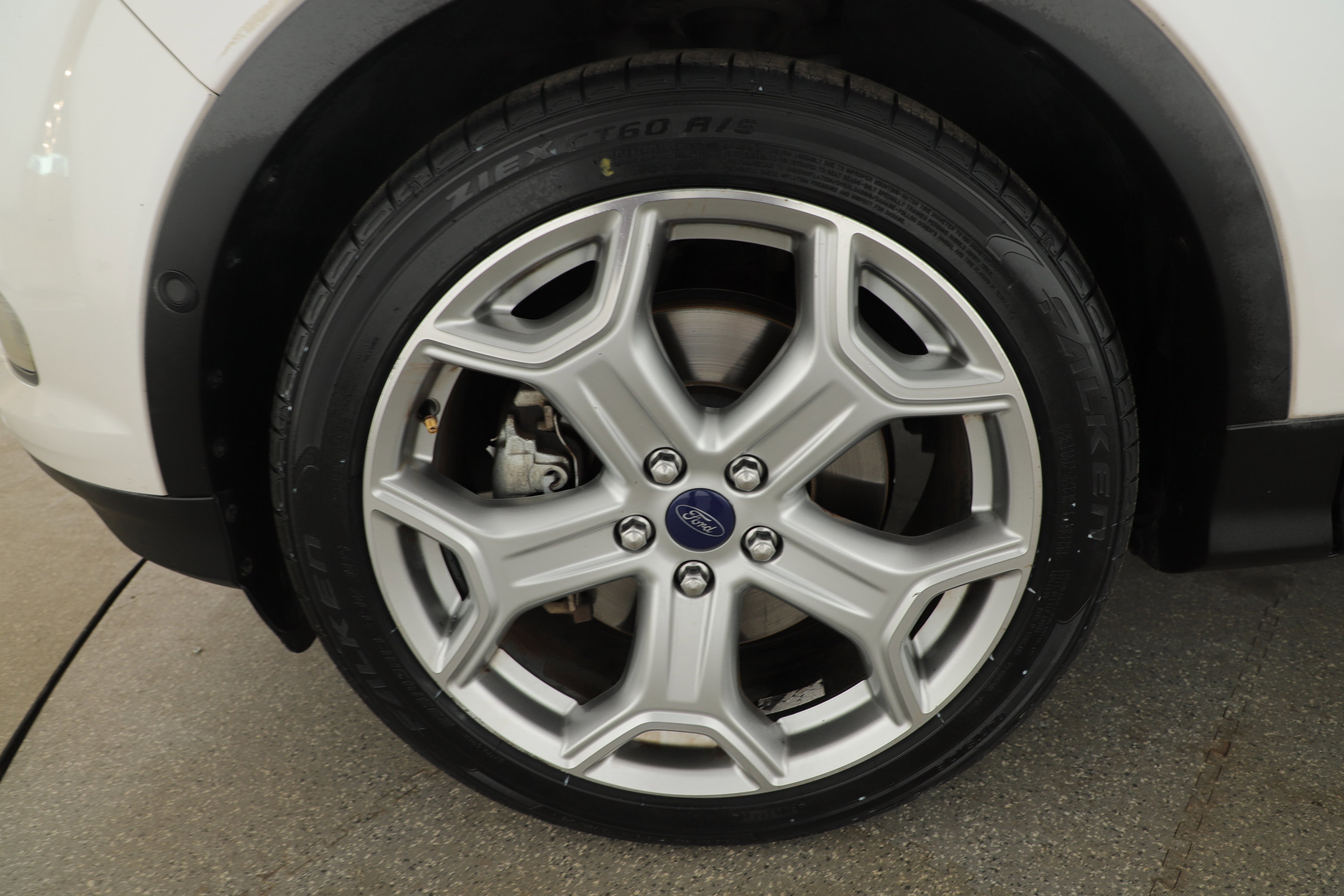 Certified 2017 Ford Escape Titanium w/ Equipment Group 301A image 7