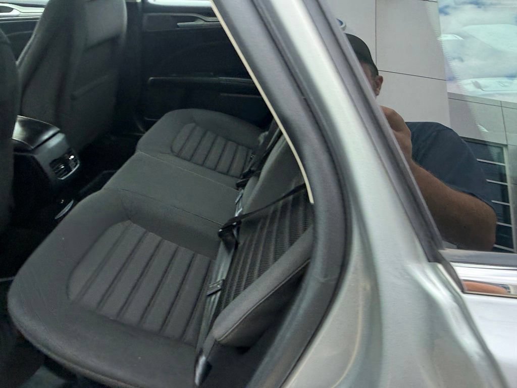 Certified 2019 Ford Fusion SE FWD image 17