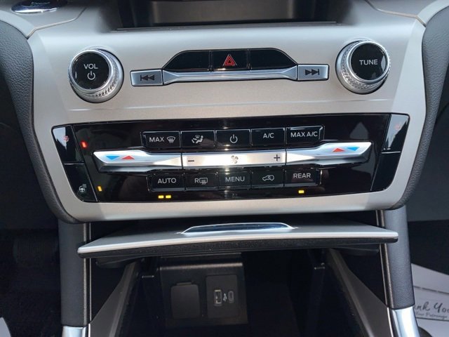 Certified 2022 Ford Explorer XLT w/ Equipment Group 202A image 13