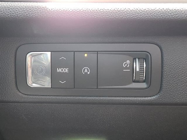 Used 2026 Chevrolet Traverse LT FWD image 20
