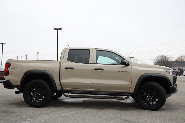 Used 2023 Chevrolet Colorado Trail Boss w/ LPO, Dark Essentials Package image 10