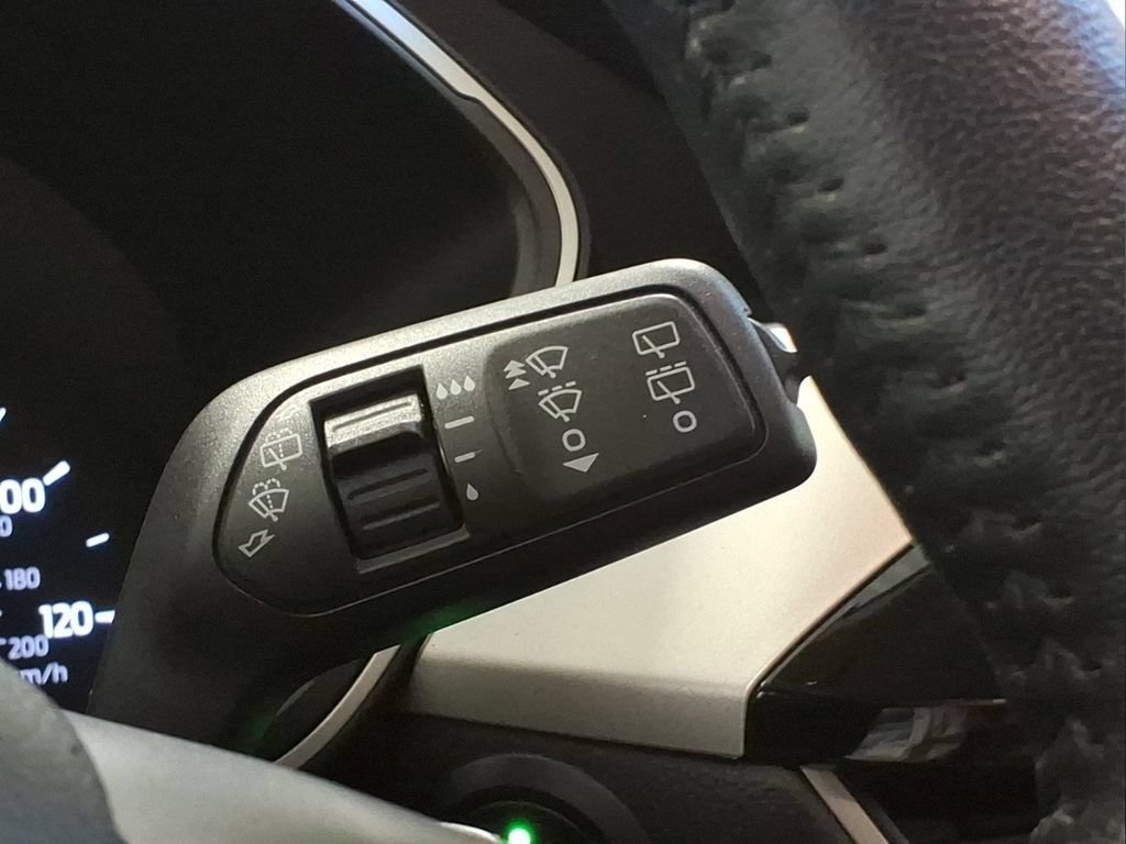 Certified 2020 Ford Escape SEL AWD/4WD image 21