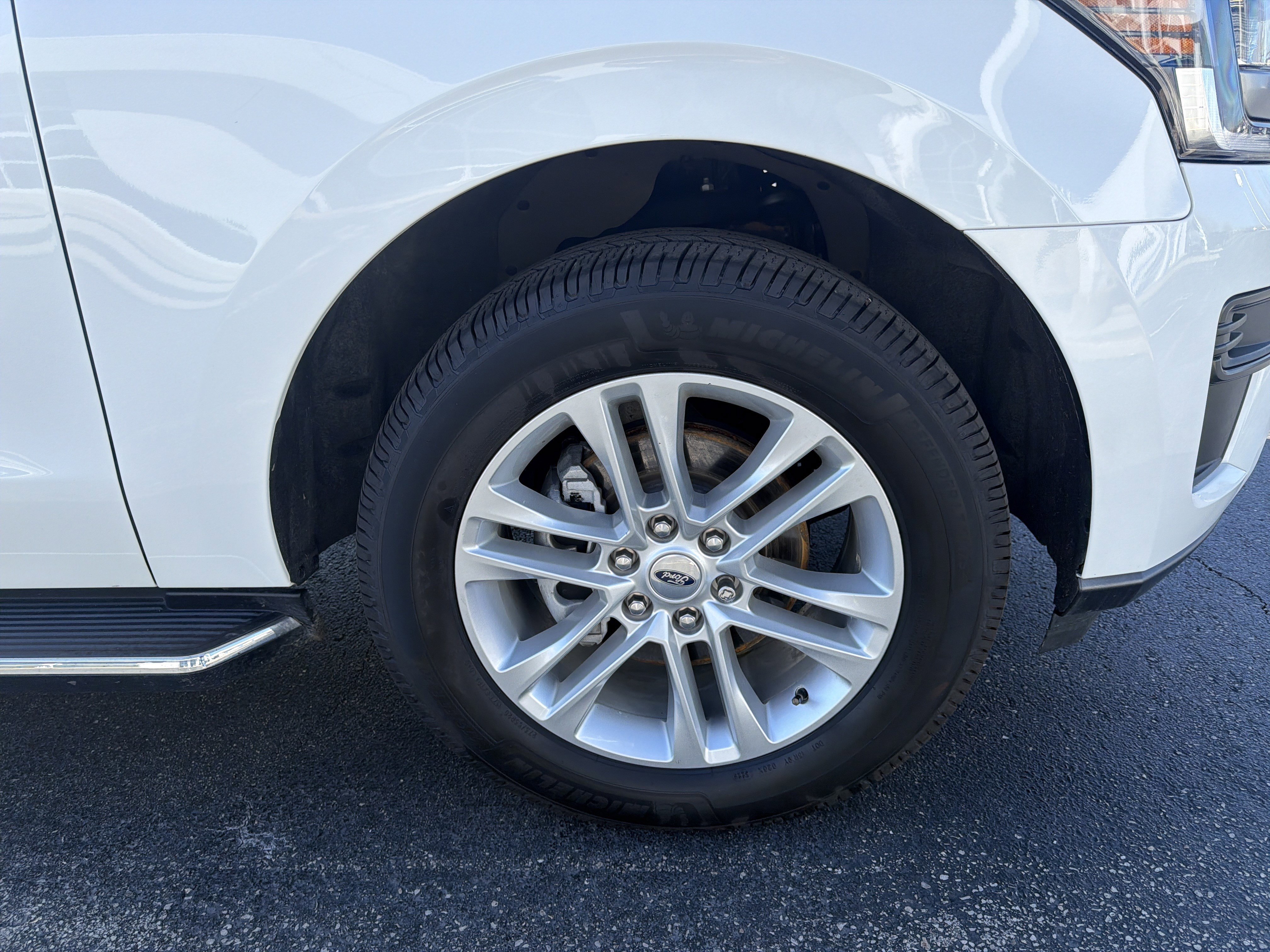 Certified 2023 Ford Expedition XLT AWD/4WD image 6