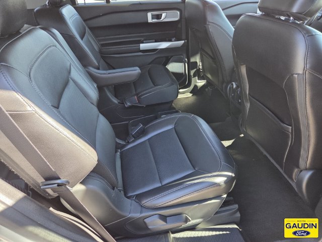 Certified 2021 Ford Explorer Limited w/ Equipment Group 301A RWD image 15