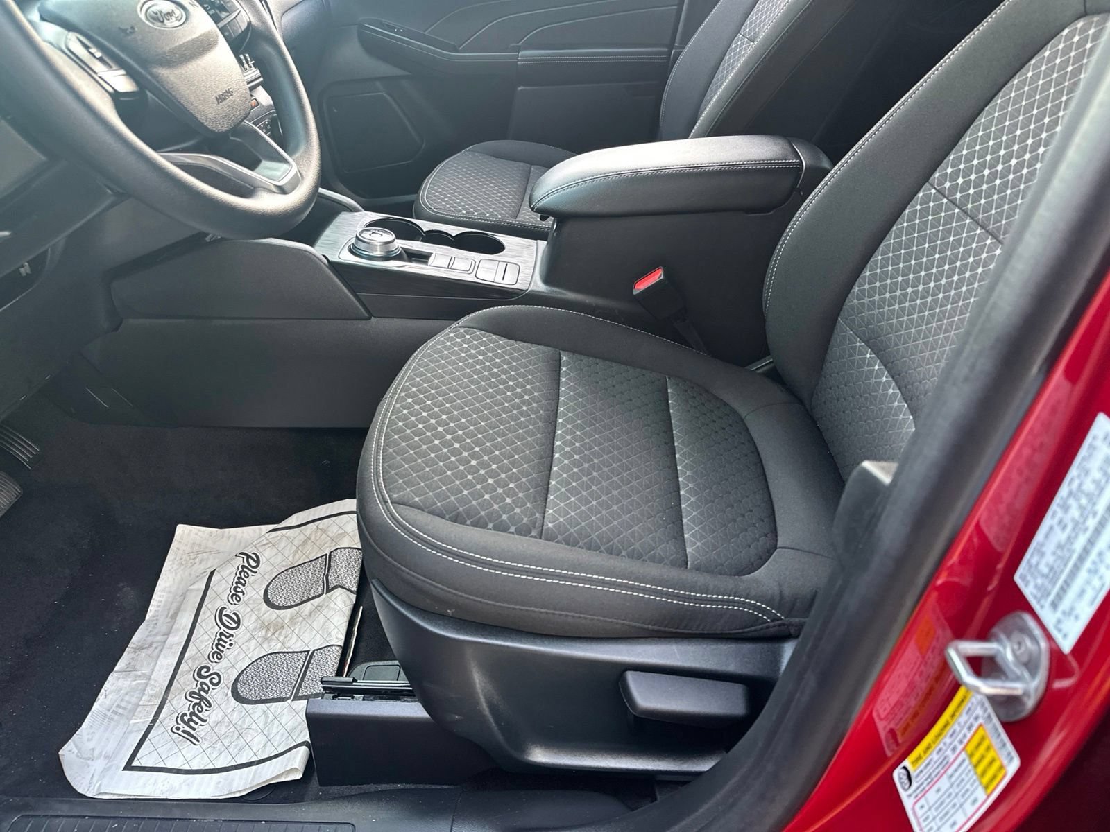 Certified 2025 Ford Escape Active FWD image 17