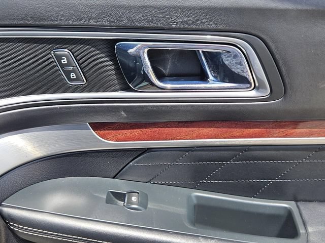 Certified 2018 Ford Explorer Platinum AWD/4WD image 16