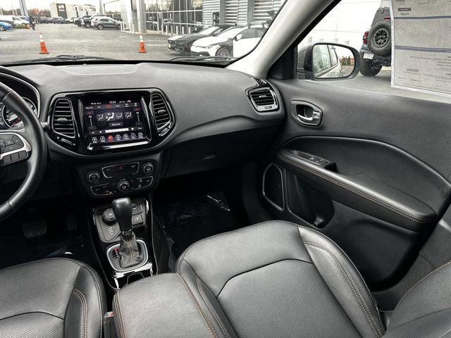 Used 2020 Jeep Compass Limited image 17