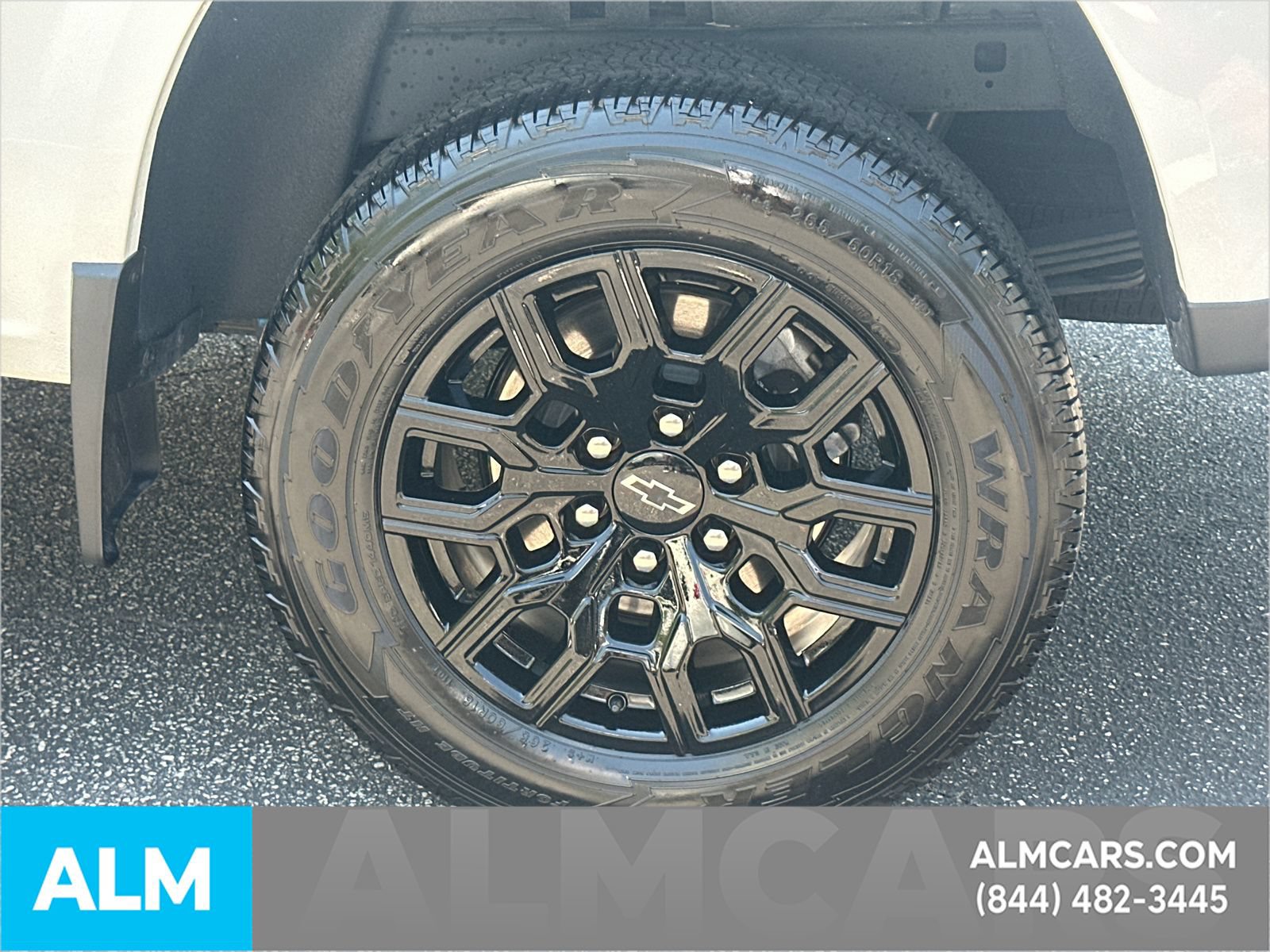 Used 2025 Chevrolet Colorado W/T w/ WT Custom Package AWD/4WD image 22