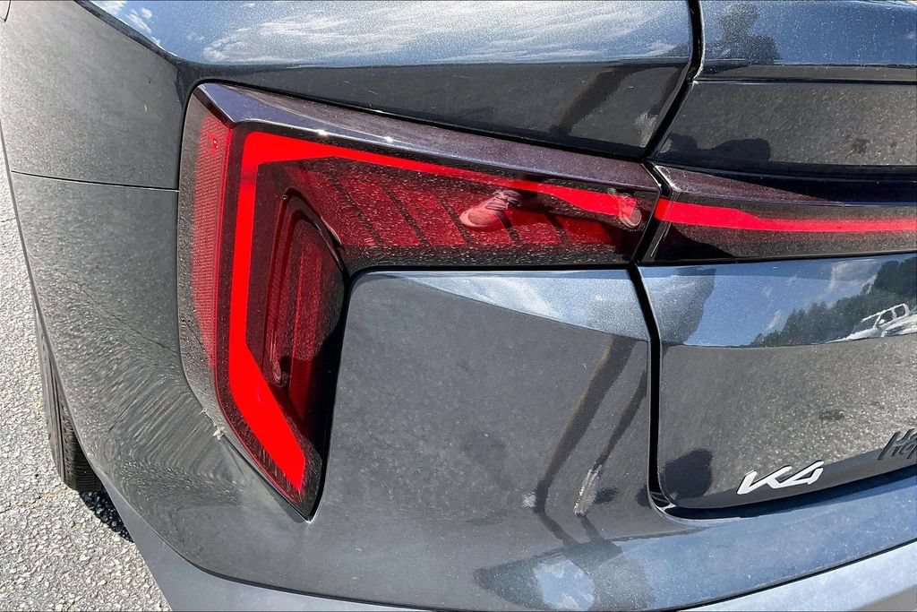 Used 2025 Kia K4 FWD image 30