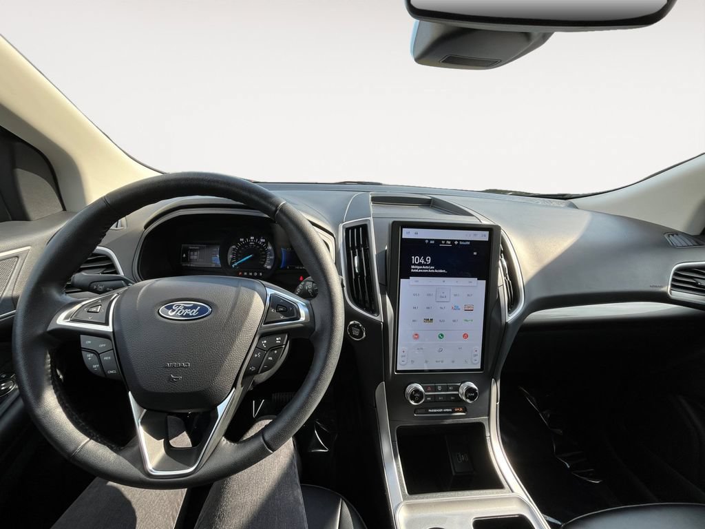 Certified 2024 Ford Edge SEL w/ Convenience Package AWD/4WD image 10