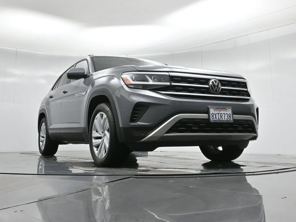 Used 2021 Volkswagen Atlas Cross Sport SE w/ Panoramic Sunroof Package image 5