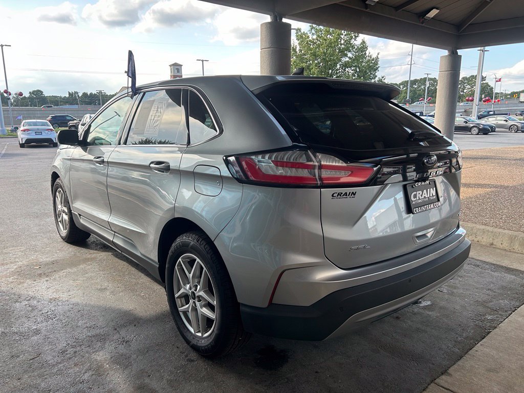 Certified 2024 Ford Edge SEL AWD/4WD image 5