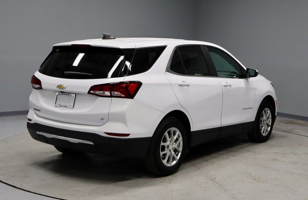 Used 2022 Chevrolet Equinox LT w/ Driver Convenience Package image 12
