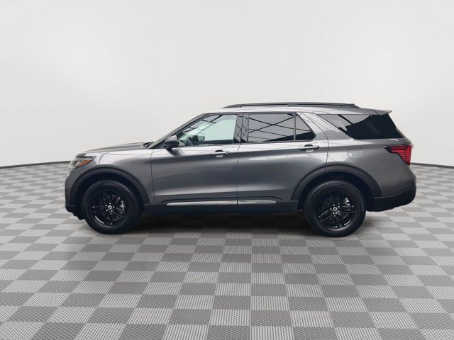 Certified 2025 Ford Explorer Active AWD/4WD image 38