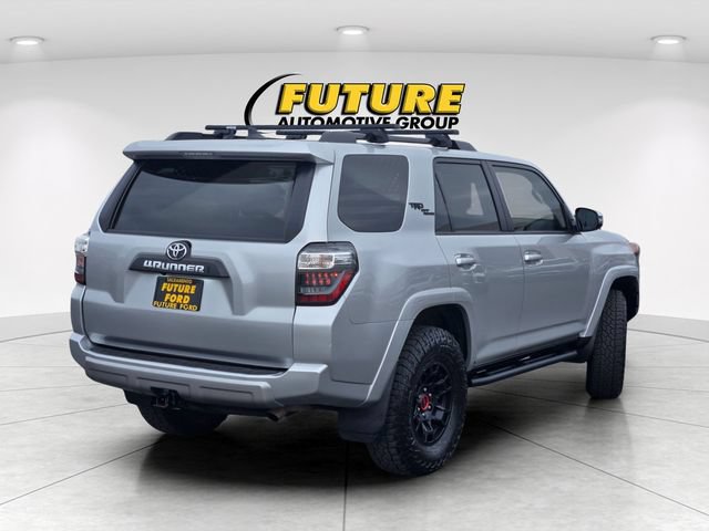 Used 2023 Toyota 4Runner TRD Off-Road Premium w/ Moonroof Package AWD/4WD image 4