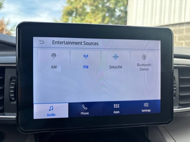 Certified 2024 Ford Explorer XLT w/ Equipment Group 202A AWD/4WD image 23
