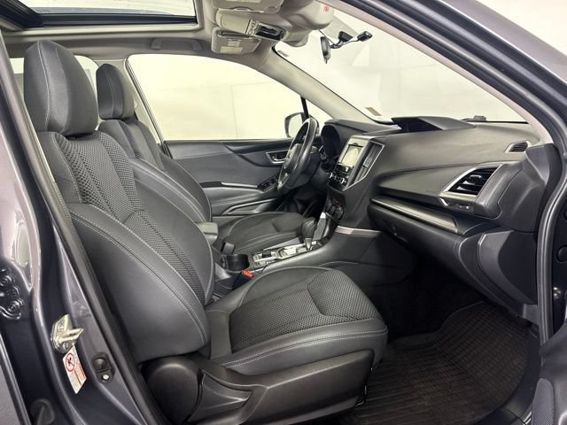 Used 2020 Subaru Forester Premium AWD/4WD image 4