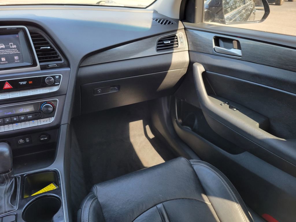 Used 2018 Hyundai Sonata Limited image 19