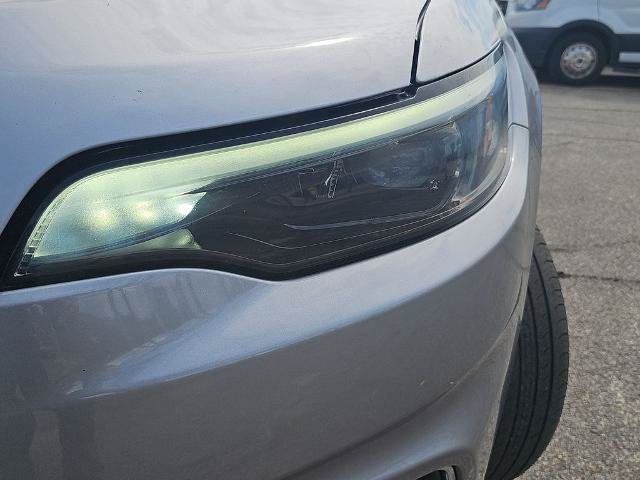 Used 2019 Jeep Cherokee Limited w/ Trailer Tow Group AWD/4WD image 29