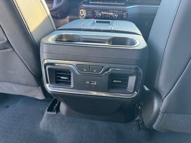Used 2022 Chevrolet Silverado 1500 High Country w/ High Country Premium Package AWD/4WD image 32