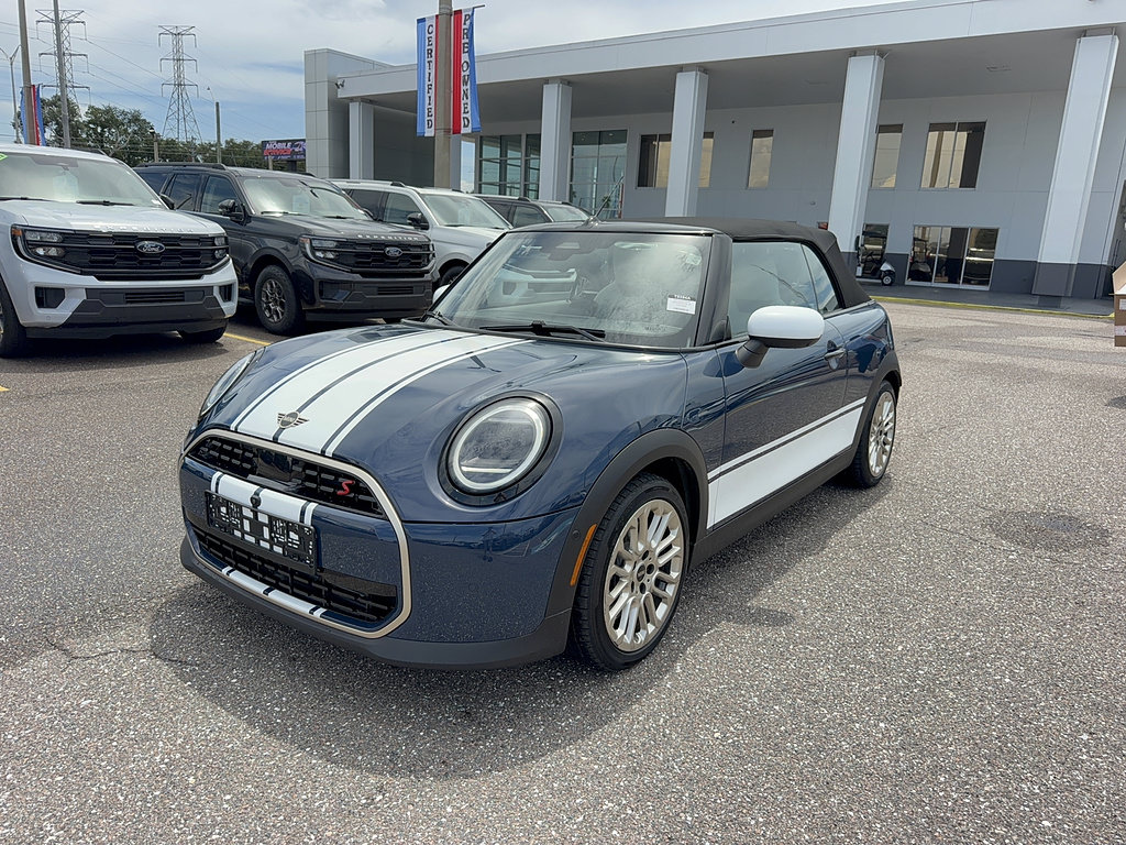 Used 2025 MINI Cooper S FWD image 2