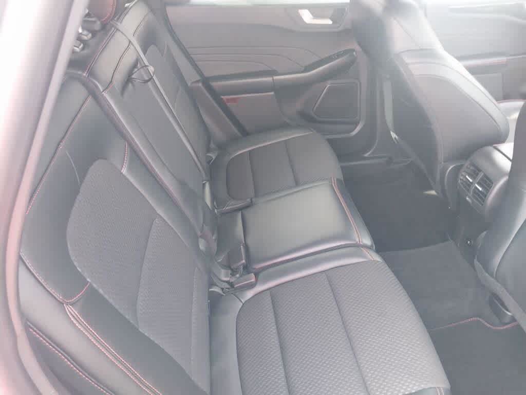 Certified 2023 Ford Escape ST-Line w/ Tech Pack #1 AWD/4WD image 22