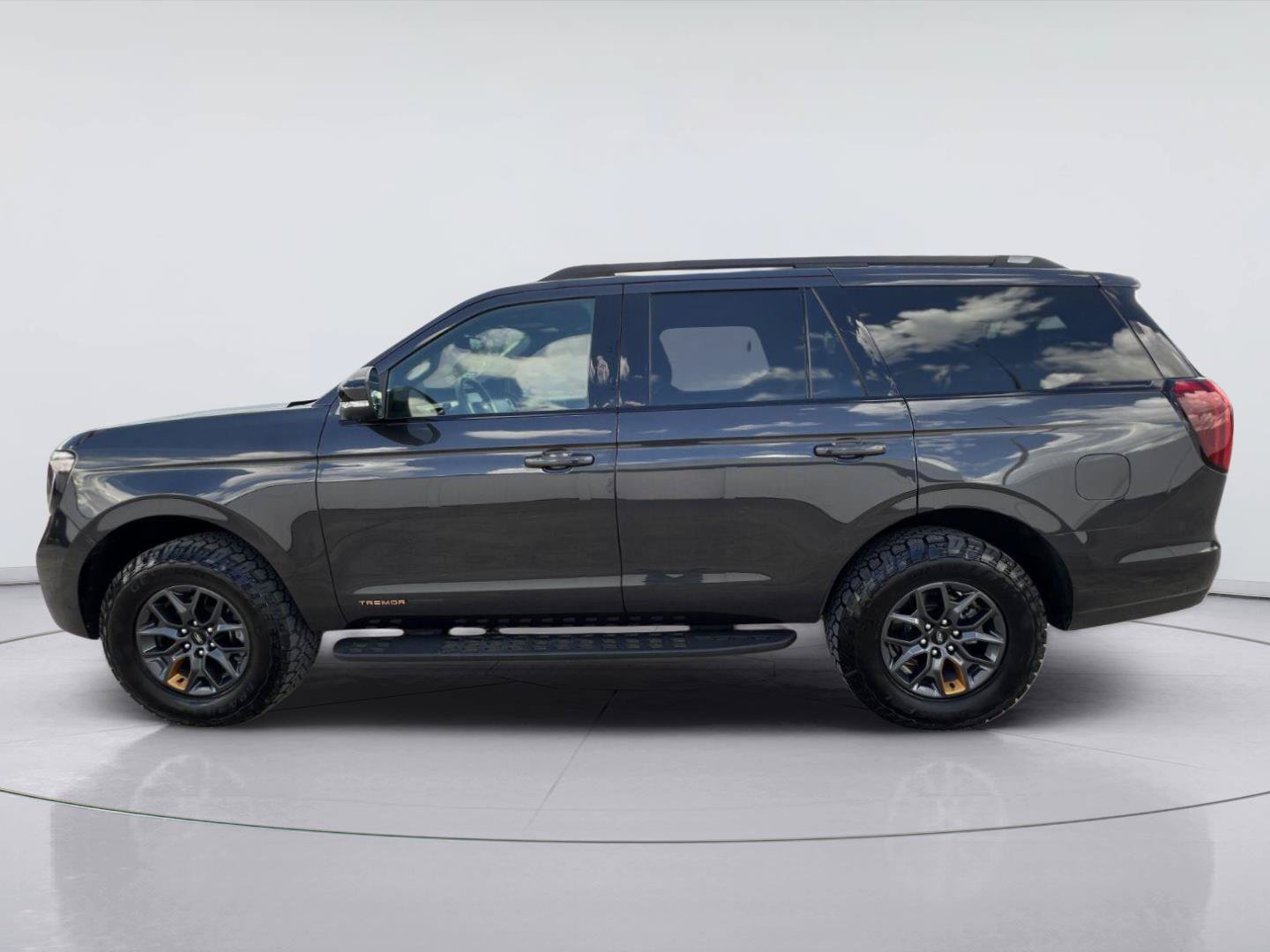 Certified 2025 Ford Expedition Tremor AWD/4WD image 6