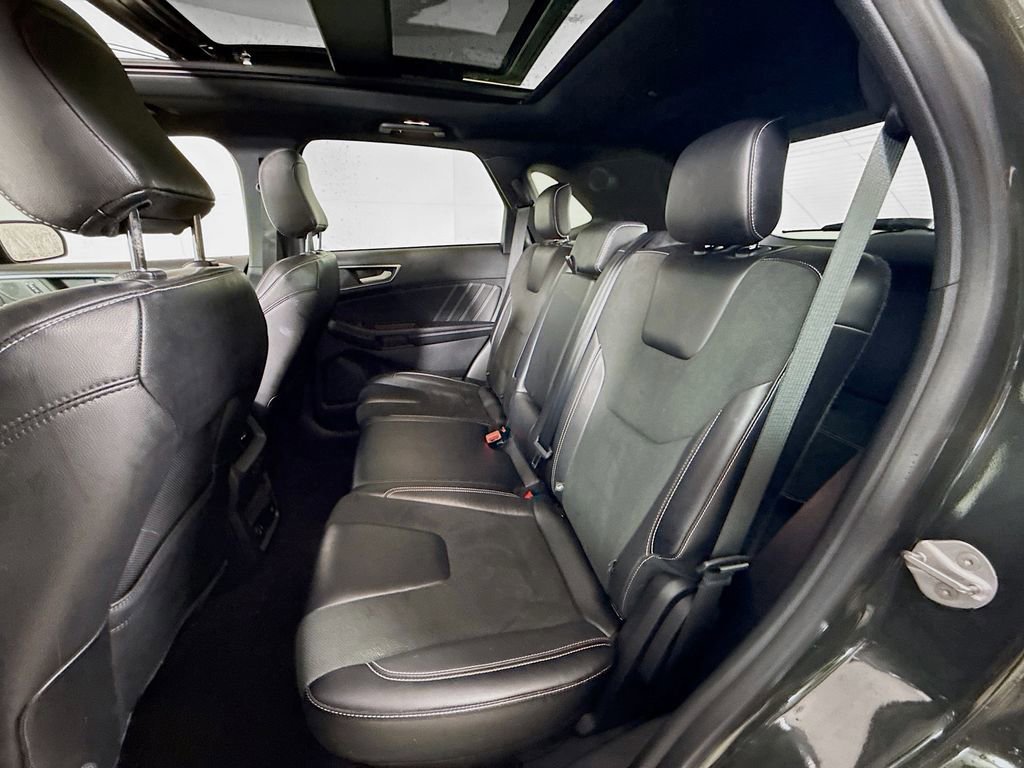 Certified 2022 Ford Edge ST w/ Equipment Group 401A image 13