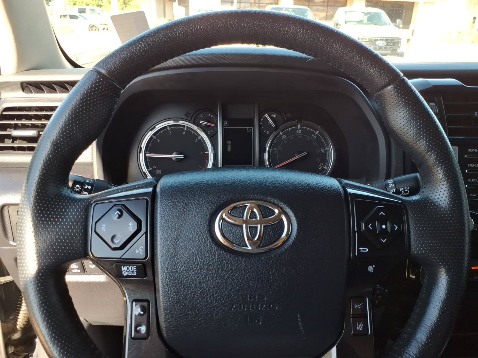 Used 2024 Toyota 4Runner TRD Off-Road Premium w/ Moonroof Package AWD/4WD image 22