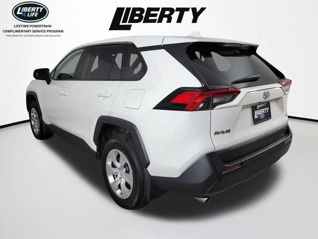 Used 2024 Toyota RAV4 LE AWD/4WD image 5