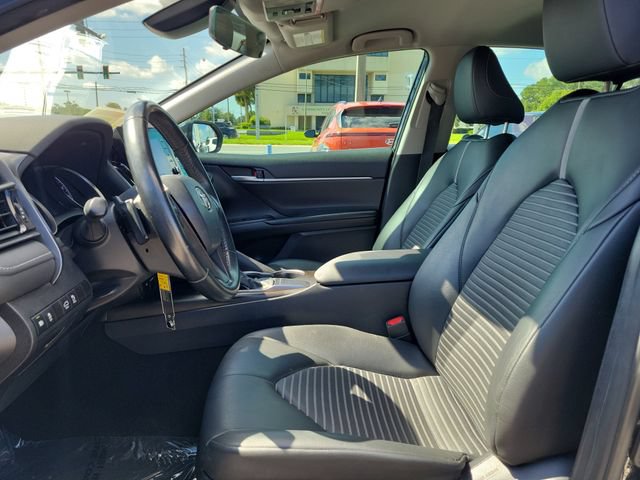 Used 2023 Toyota Camry SE FWD image 19