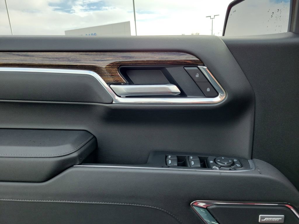 Used 2025 GMC Sierra 1500 Elevation w/ Preferred Package image 18