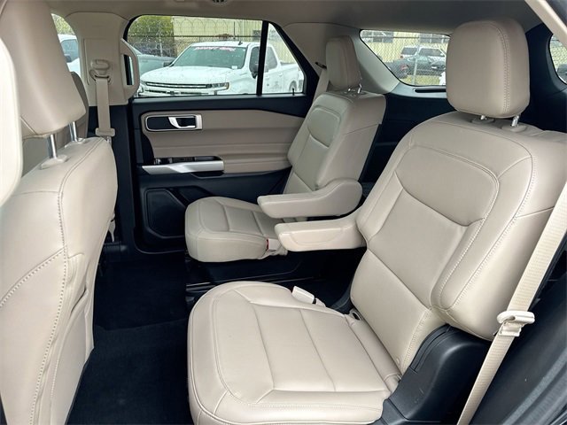 Certified 2024 Ford Explorer XLT w/ Equipment Group 202A image 29