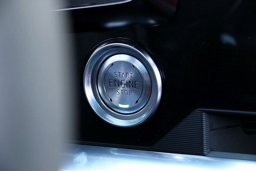 Used 2024 Chevrolet Corvette Stingray Preferred Cpe w/ 2LT image 12