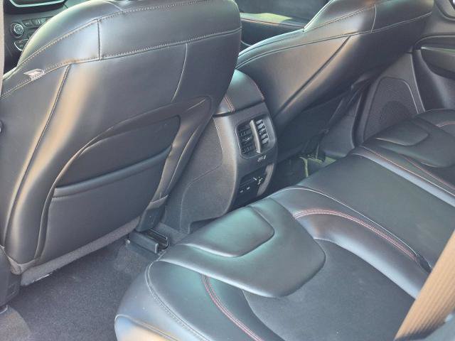 Used 2020 Jeep Cherokee Trailhawk AWD/4WD image 27