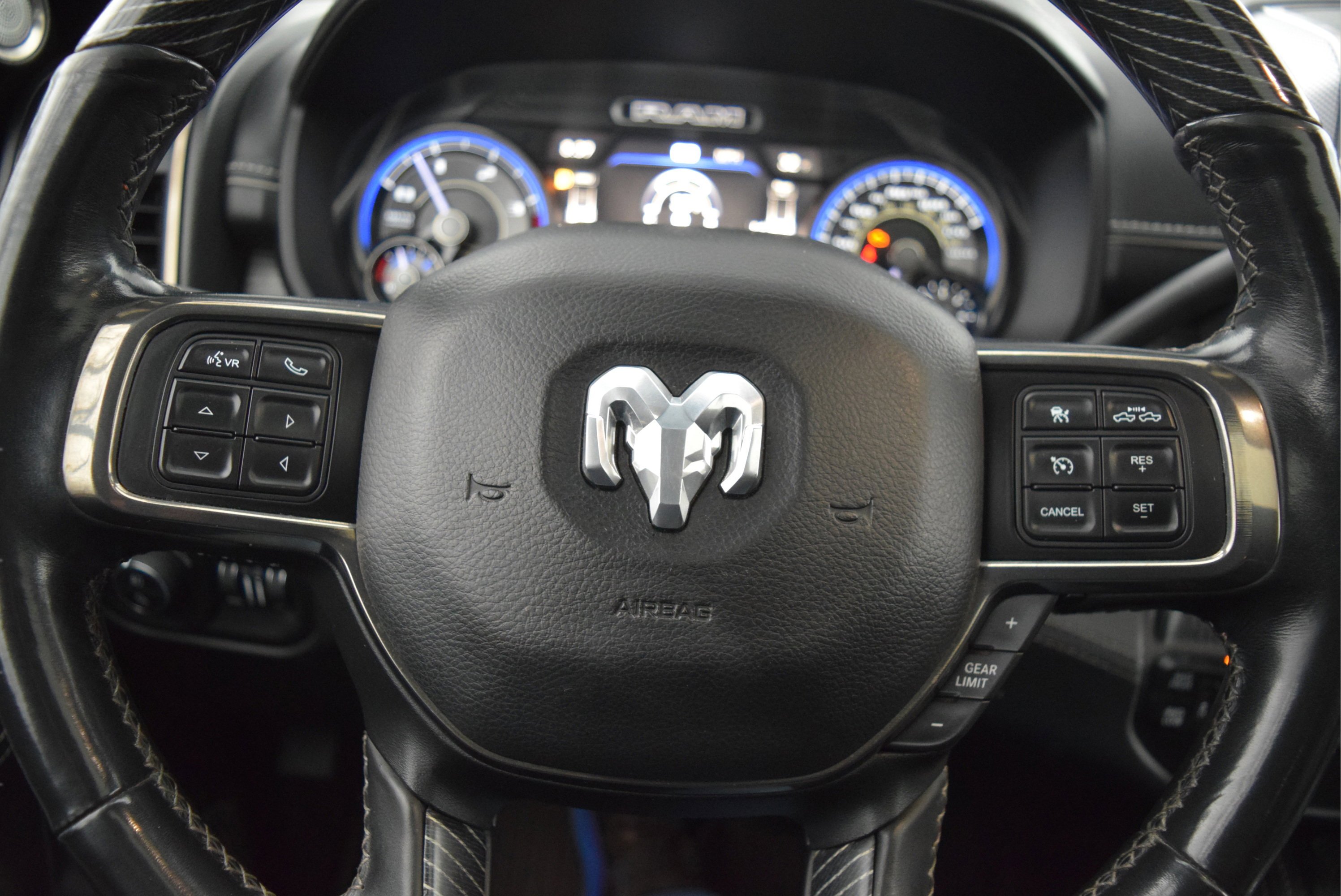 Used 2020 RAM 3500 Limited image 12