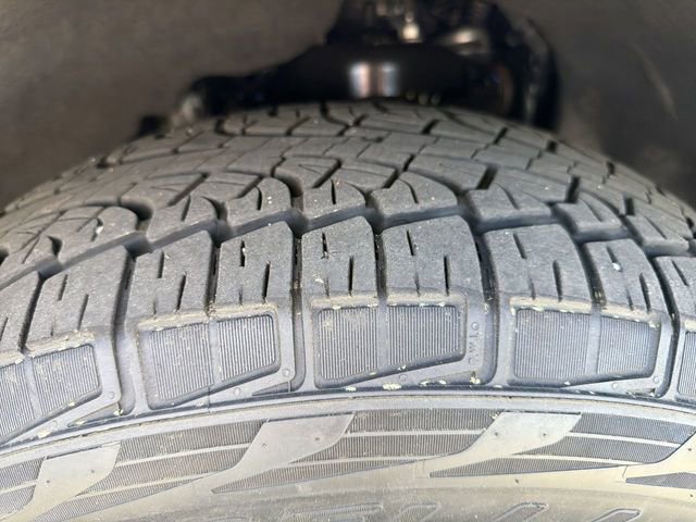 Certified 2025 Ford Expedition Active image 33