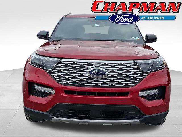 Certified 2023 Ford Explorer Platinum w/ Equipment Group 601A AWD/4WD image 2