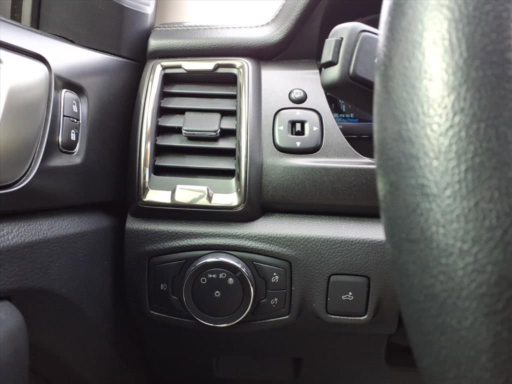 Certified 2021 Ford Ranger Lariat w/ Tremor Off-Road Package image 15
